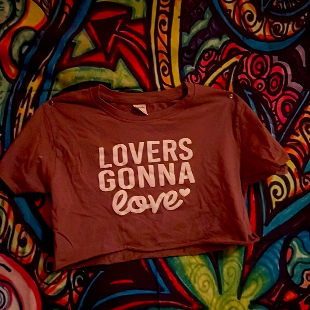 lovers gonna love crop top